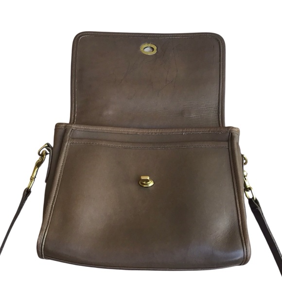 COACH Vintage Brown Leather Court Bag 9870 - Picture 12 of 16